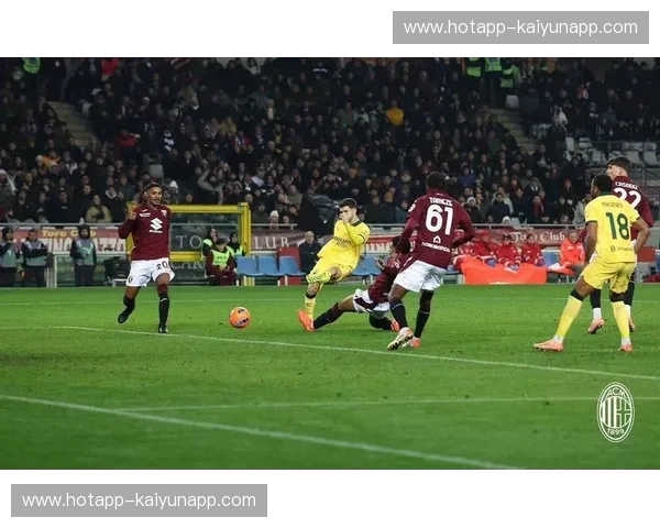 红黑与蓝红的史诗共振：AC米兰vs巴萨，足球世界的永恒极光