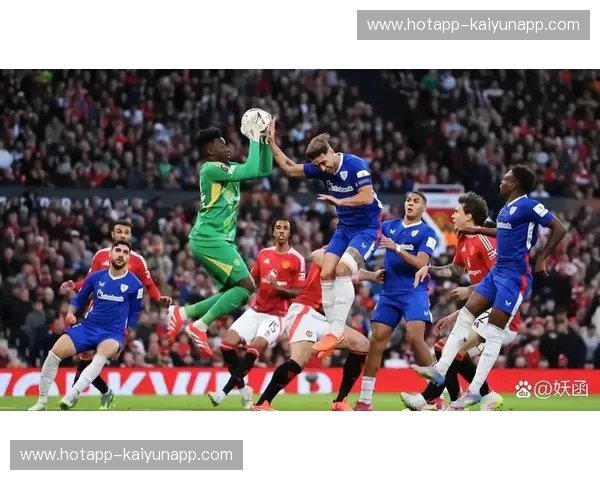 梦剧场的宿命对决：当红魔曼联撞上白百合热刺，谁才是纯粹足球的代言人？